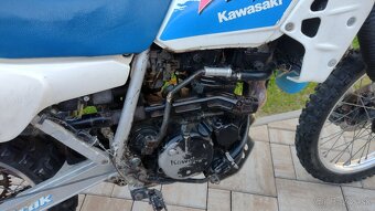 Kawasaki KLR 250 - 6