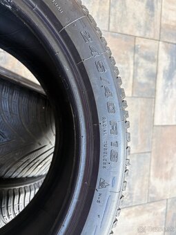 ZIMNE PNEU BFGOODRICH 245/40 R8 - 6