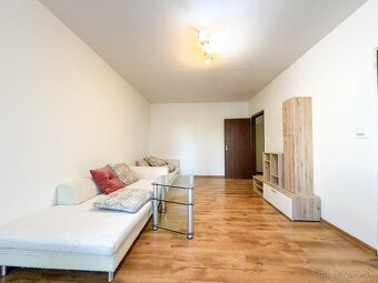 Prenájom – veľkometrážny 2izb. byt, 2x balkón, MC, Handlová - 6