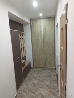 Predam zariadeny 2- izbovy byt v Belusi - 6