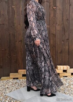 Guess dlhé šaty - 6