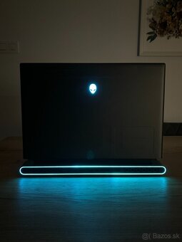DELL Alienware m18 R1 18” - 6