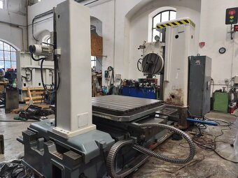 TOS Varnsdorf W 100 A - Vodorovná vyvrtávačka Stolová - 6