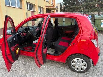 Predám Hyundai  i10 - 6