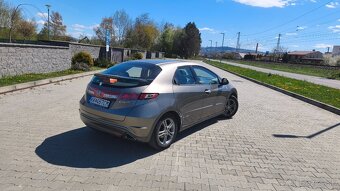 Honda Civic  8g 1.4 73kw - 6