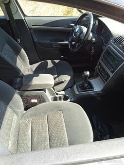 Predam diely octavia2 facelift cierna metaliza - 6