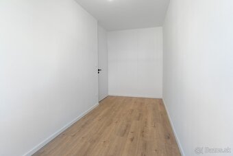 Nová Dubnica – Dizajnový 3-izbový byt s balkónom po kompletn - 6