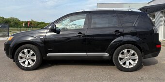 Mitsubishi Outlander 2.0 DI-D 4x4 DOVOZ GB - 6