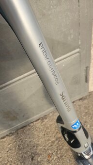 Tyčový vysávač Philips PowerPro Aqua - 6