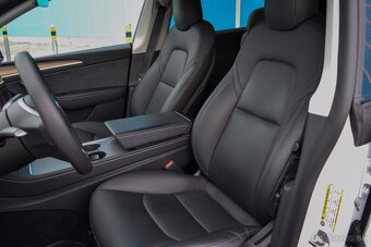 Tesla Model Y Long Range Dual Motor AWD 4x4 - 6