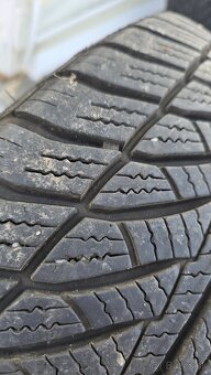 Dezent TR silver 5x112  ET30  R18 245/45 - 6