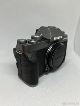 Fujifilm X-T200 - 6