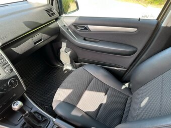 Mercedes-Benz B160 W245 - 6