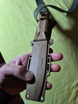 Nôž Gerber strongarm USA - 6