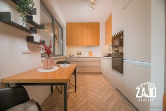 3-izbový byt s veľkou terasou v širšom centre Trenčína - 6