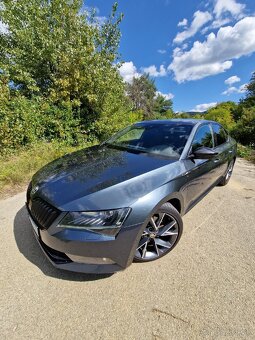 Skoda superb 2.0 tdi 4x4 sportline - 6