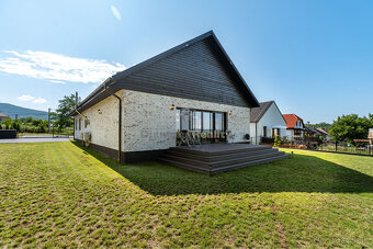 NA PREDAJ  5 IZBOVÝ RODINNÝ DOM VO VYSOKOM ŠTANDARDE - 6