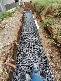 MONTÁŽ VSÁKOVACÍCH NÁDRŽÍ A VSÁKOVACÍCH BLOKOV - 6