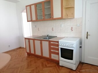 Prenájom 2-izbový byt Žilina Centrum - 6