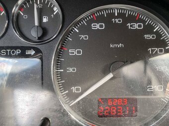 Peugeot 307 1.4 benzín - 6