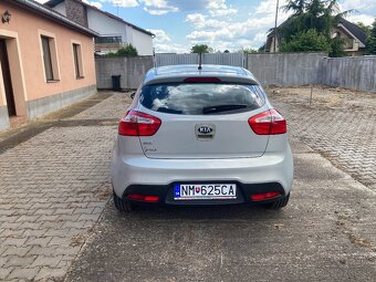 KIA RIO - 6