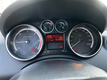 Predam Peugeout 308 - 6
