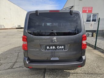 Prenájom 8- miestneho vozidla P-Traveller - 6