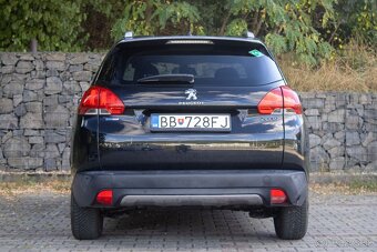 Peugeot 2008 - 6