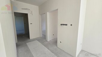 NOVOSTAVBA 4-IZBOVÉHO BUNGALOVU LEN 7 KM OD PIEŠŤAN – OBEC S - 6