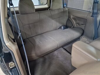 Jeep Cherokee XJ 2.5i - 6