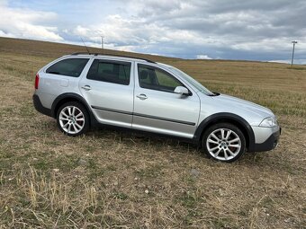 Škoda Octavia SCOUT 4x4 2.0 TDI 103kw - 6
