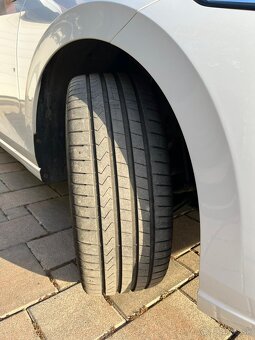 Volkswagen Golf 8 Variant 2,0TDI 2021 - 6