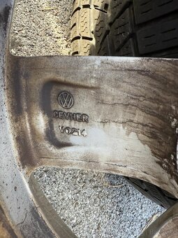 ORIGINAL VW DISKY 5x112 R16 205/60 R16 ZIMA - 6