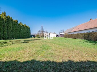 Rozľahlý pozemok s domom a lesíkom – ideálne pre hospodáreni - 6