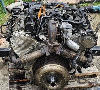 Audi Volkswagen 3.0 TDI Diely - 6