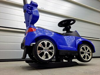 ODRÁŽADLO AUTÍČO BMW 3 v 1 MODRÉ - 6