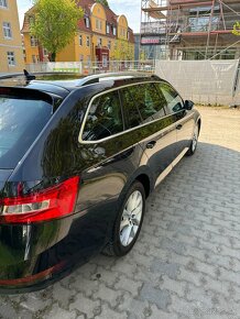 Škoda Superb Combi 2.0 tdi 2021 - 6