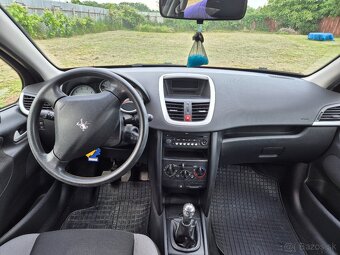 Peugeot 207 - 6