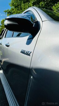 Toyota Hilux 2,4D 4D 11 kW Manual 6st - 6