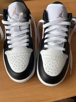 Air Jordan 1 Low white/rust pink- black - 6