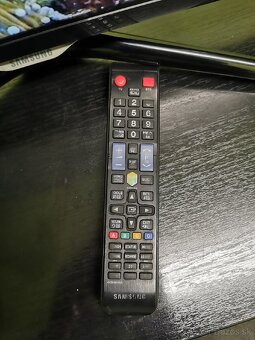 Predám Samsung TV 32" - 6