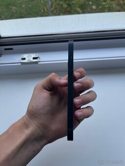 Apple iPhone 13 Midnight Black - 6