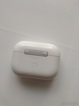 Apple AirPods Pro (1. generace). - 6