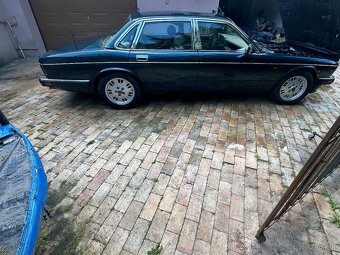Jaguar Sovereign - 6