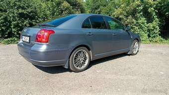 Toyota Avensis T25 85kw D4D 2004 - 6