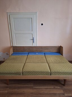 Retro starý rozkladací gauč, sedačka na renováciu - 6