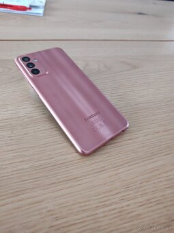Samsung M13 - 6
