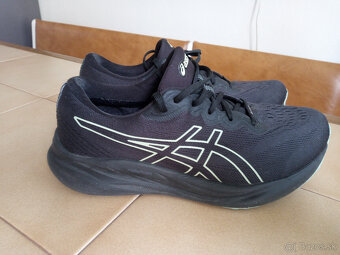 Panske bezecke Gore-Texove tenisky ASICS GEL PULSE. - 6