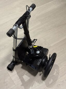 P: Thrustmaster TMX Force Feedback + Wheel Stand Pro - 6