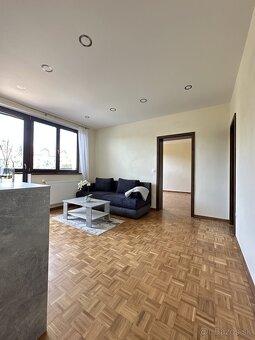 Krásny 4 izbový byt v tichej lokalite mesta Nitra - 6